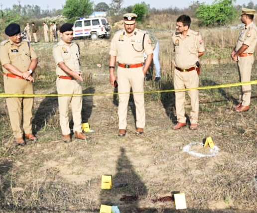 बरेली में पत्नी, साला और सास पर हमला करने वाला आरोपी एनकाउंटर में ढेर, दो पुलिसकर्मी घायल