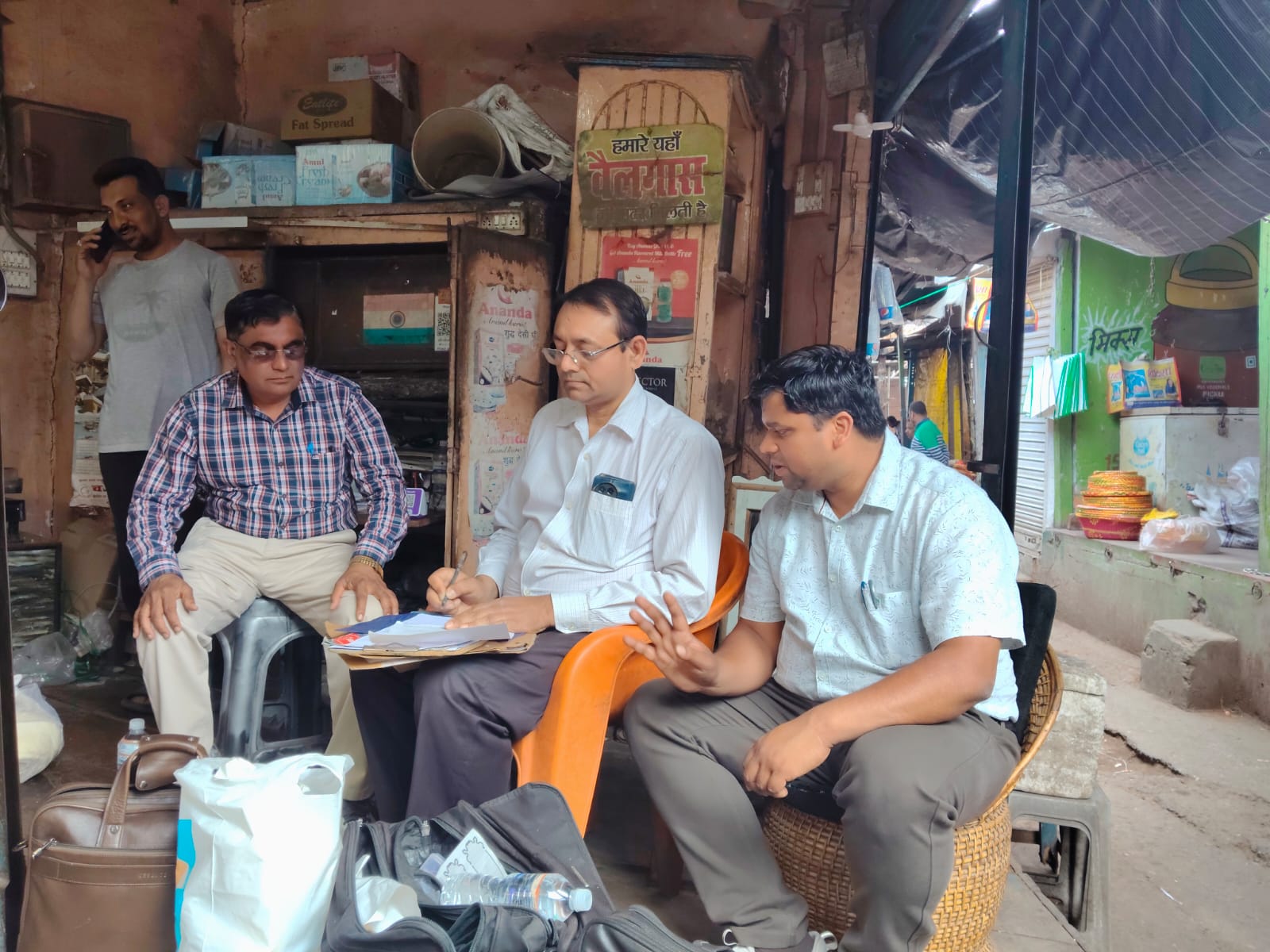 वैवाहिक और सार्वजनिक कार्यक्रमों में पनीर-खोया मांग बढ़ी, मिलावटखोर सक्रिय, शुरू हुई छापेमारी, पांच नमूने भरे