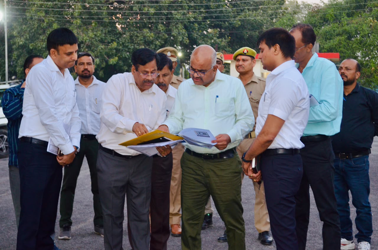 नहीं सुधरी प्रकाश व्यवस्था, मंडी परिषद निदेशक सख्त